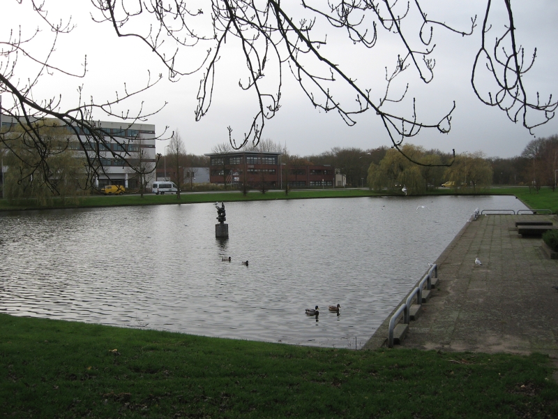 Hilversum, Kerkelanden vijver, Sirene