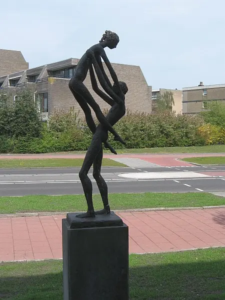 Hilversum, Sportende Jongen en Meisje
