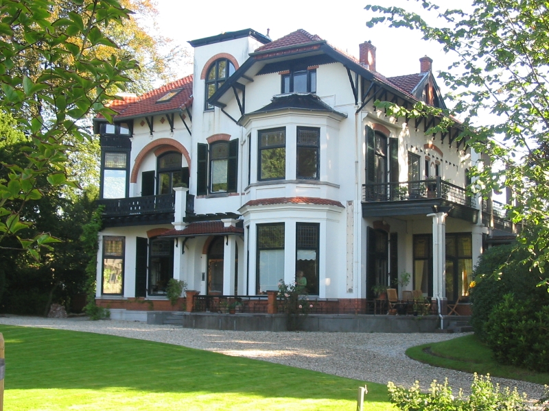 Tindal villa, Nieuwe 's-Gravelandseweg 21, Bussum