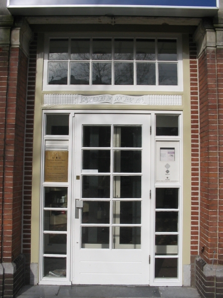 vm Bibliotheek, nu apotheek, Gen. de la Reylaan 12, Bussum