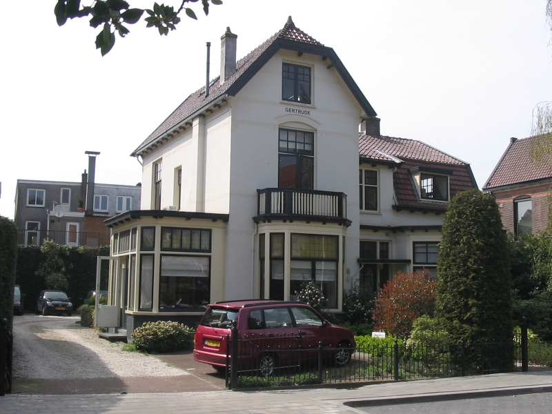 Villa Gertrude, Albrechtlaan 1a, Bussum