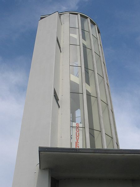 Monument Afsluitdijk, trappenhuis in toren (W.M. Dudok)