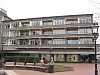 Bussum, Julianaplein - Flats-winkels (ontwerp W.M. Dudok)