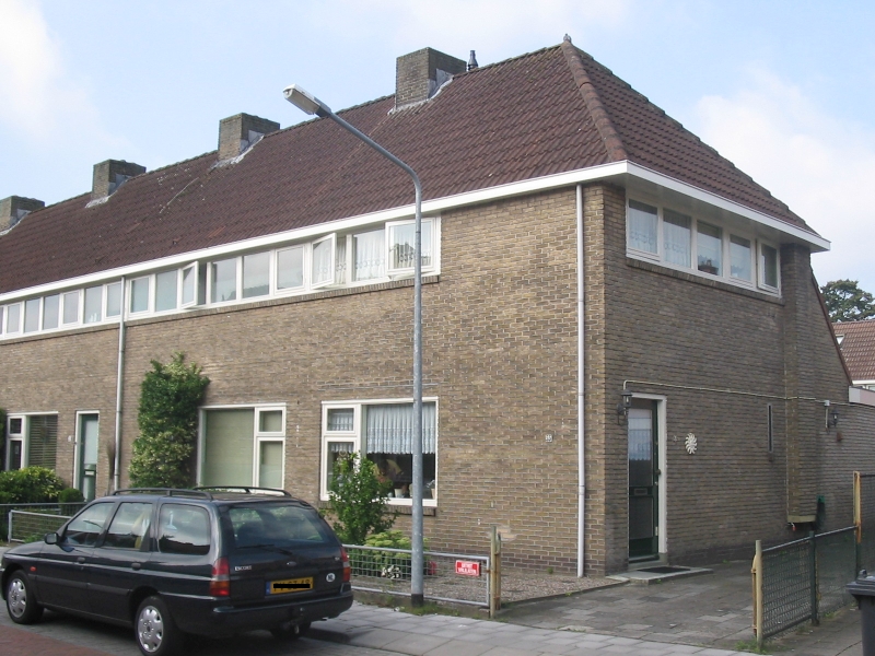 Hilversum, 18e gemeentelijke woningcomplex, Saturnusstraat