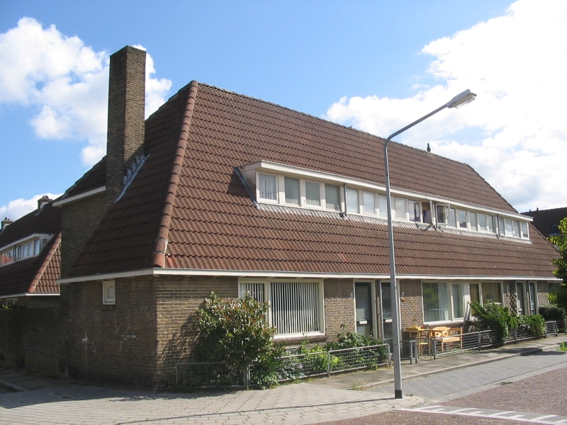 Hilversum, 17e woningcomplex, Spechtstraat