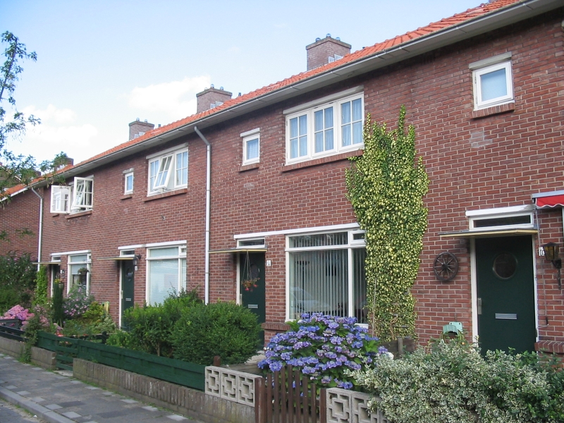 Hilversum, vm 20e gemeentelijke woningcomplex, Adelaarstraat