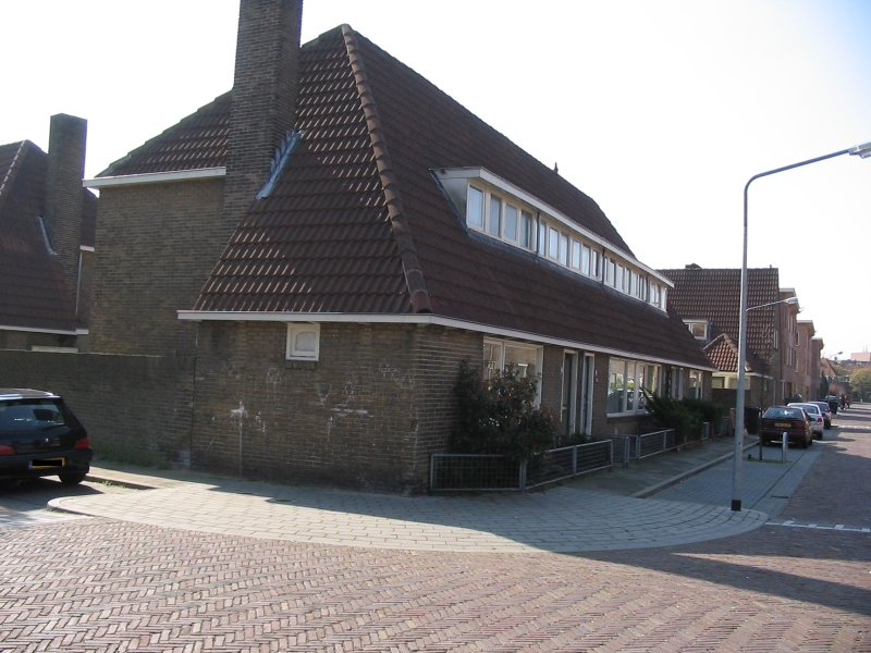 Hilversum, 17e woningcomplex, Spechtstraat