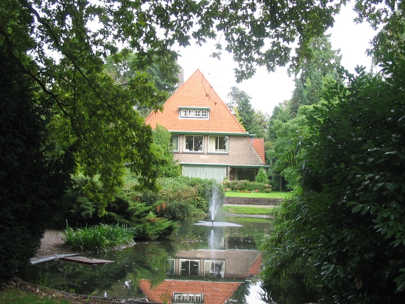 Hilversum, Park en vijver Laan van Vogelenzang