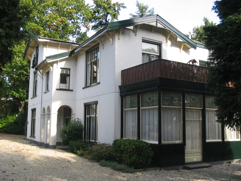 Krugerhuis, Hoge Naarderweg 46, Hilversum