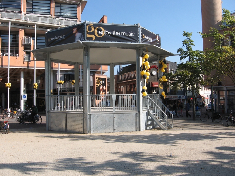 Muziektent op de Kerkbrink in Hilversum