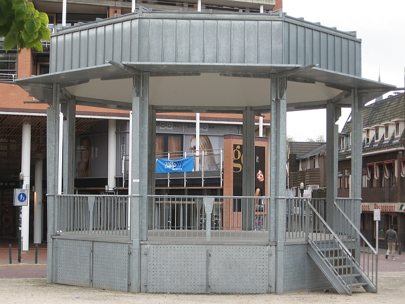 Muziektent op de Kerkbrink in Hilversum
