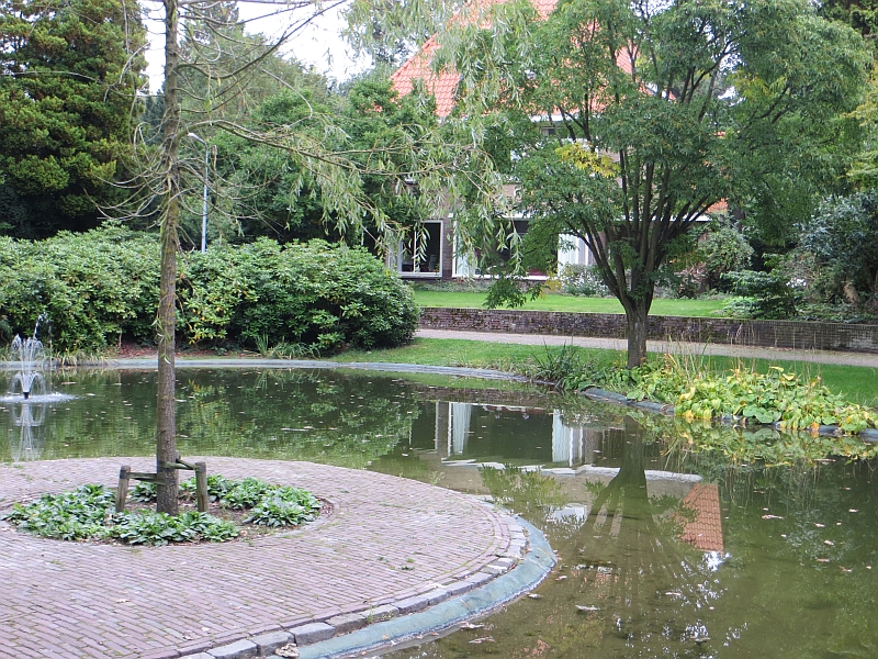 Hilversum, Park en vijver Laan van Vogelenzang