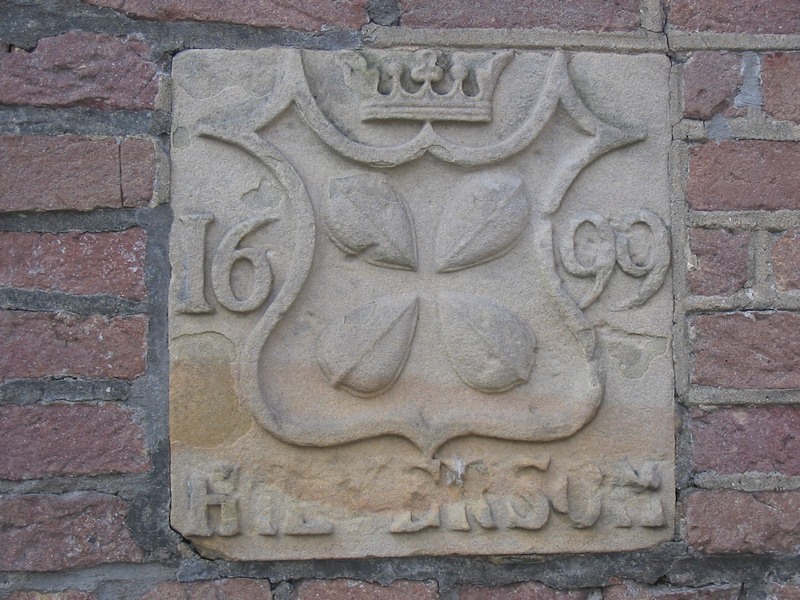 Hilversum, Stenen brug