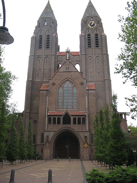 Laren, Sint Jansbasiliek