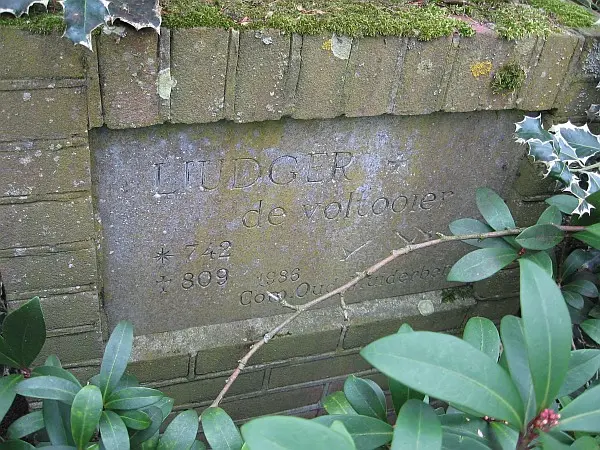 Muiden, beeld Ludgerus bij Boskapel