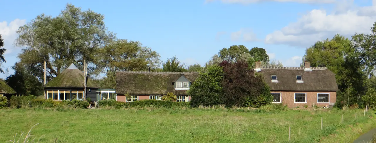 Naarden, Naardermeer 19-23, boerderij